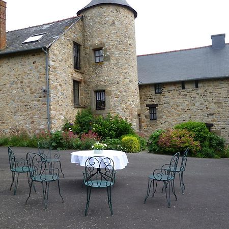 Gites De La Ferme Auberge De Mesauboin Billé Buitenkant foto