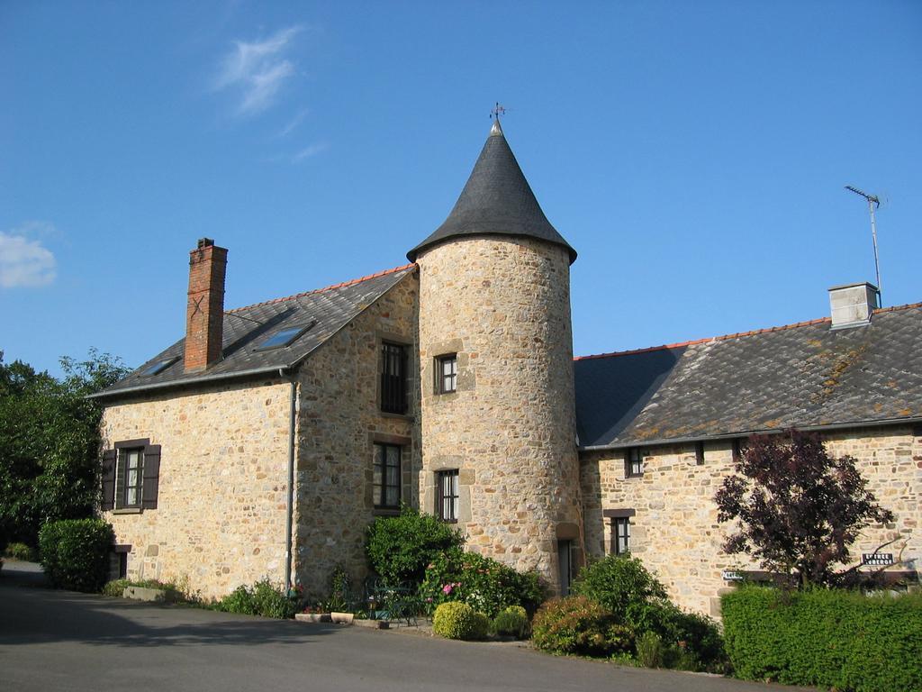 Gites De La Ferme Auberge De Mesauboin Billé Buitenkant foto