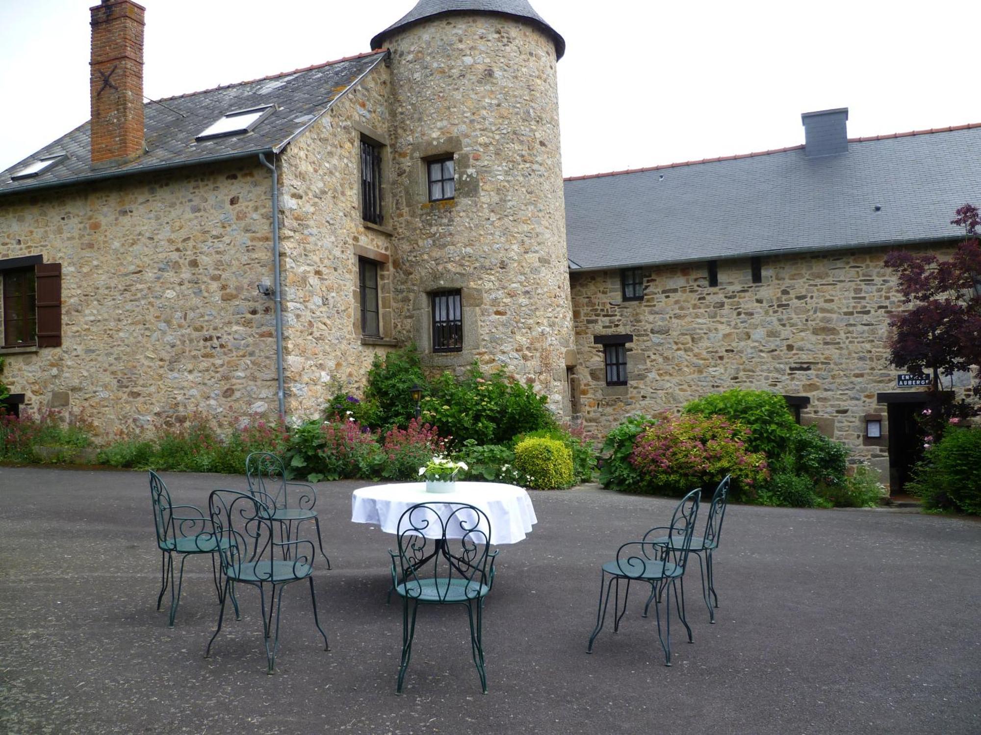 Gites De La Ferme Auberge De Mesauboin Billé Buitenkant foto